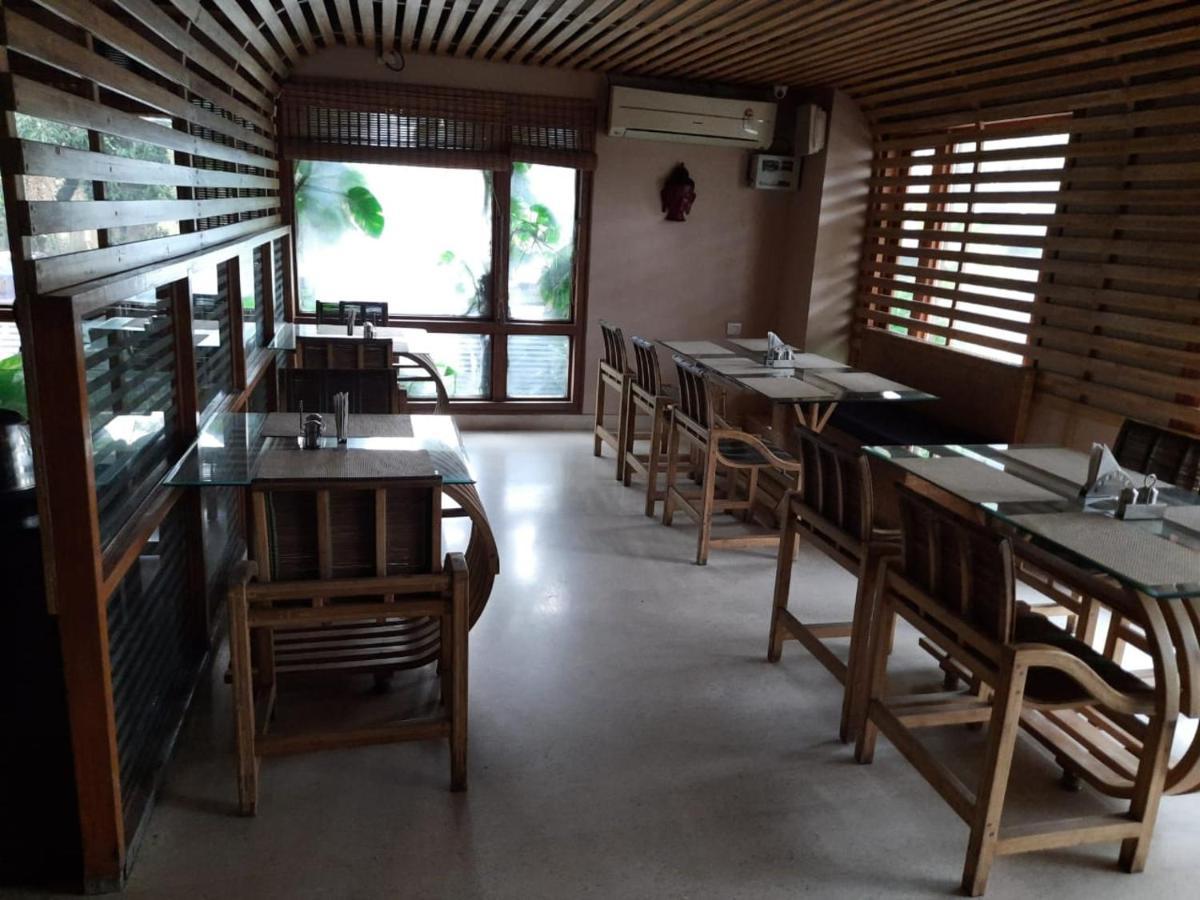 古瓦哈提雨客栈住宿加早餐旅馆 外观 照片